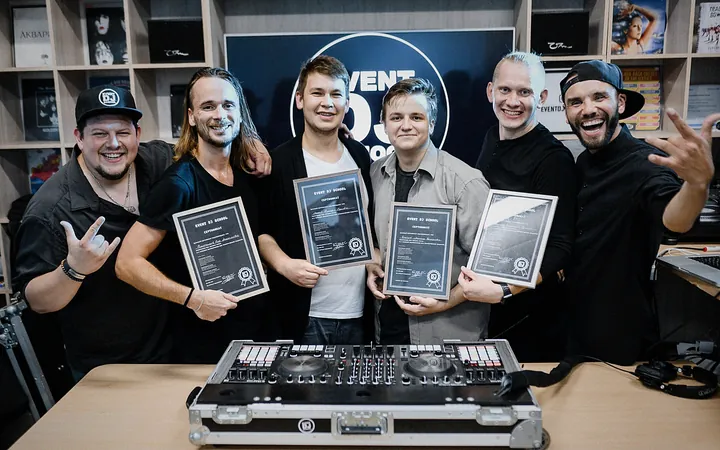 Event DJ School — занятие за пультом